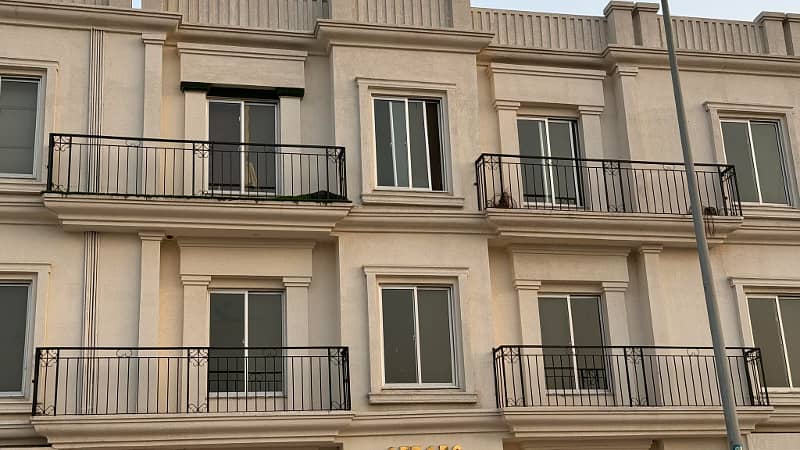 Excellent Investment And living Opportunities In 2 Bed Apartment For Sale In G5 Block Bahria Orchard Phase-4. 3