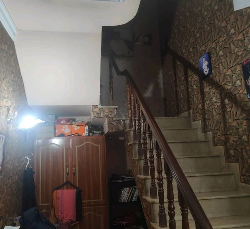 A Well Designed House Is Up For sale In An Ideal Location In Lahore 3