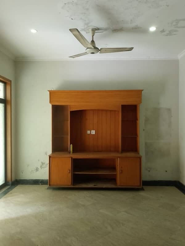 5 Marla Lower Portion For Rent J3 block Johar town Lahore 3