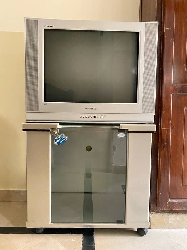 Samsung Tv with trolley available 1