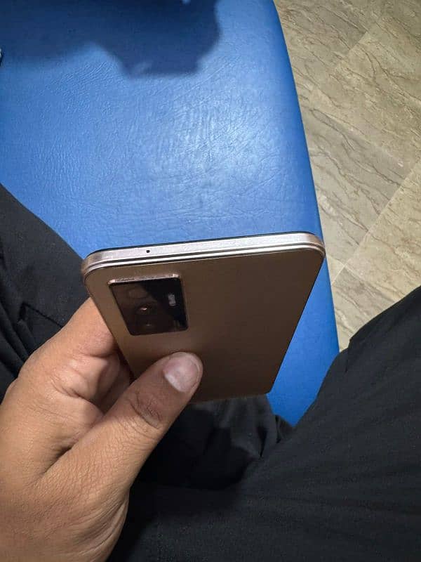 vivo v23e All OK with box 10 by 10 4