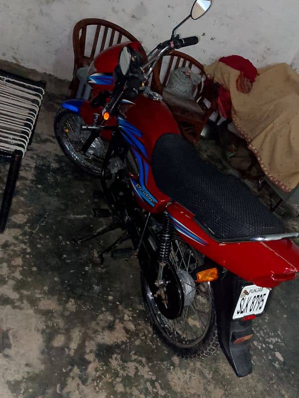 Honda 100 pridor sahiwal number 0340/6618/356 16