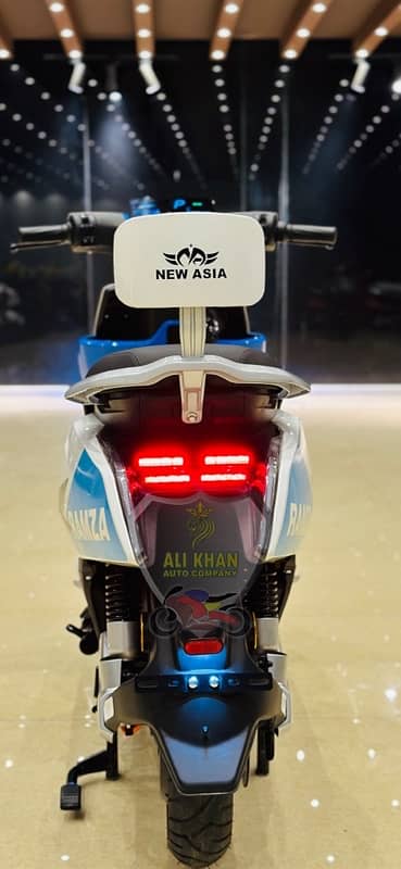 RAMZA M8 ALI KHAN AUTO COMPANY SCOOTY SCOOTER AI EZ SMART AUTOMATIC EV 12