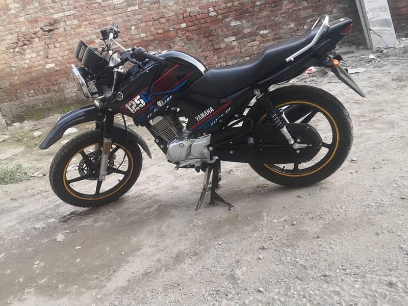 Yamaha Ybr 125G 3