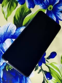 Infinix hot 40 pro 8+8/256