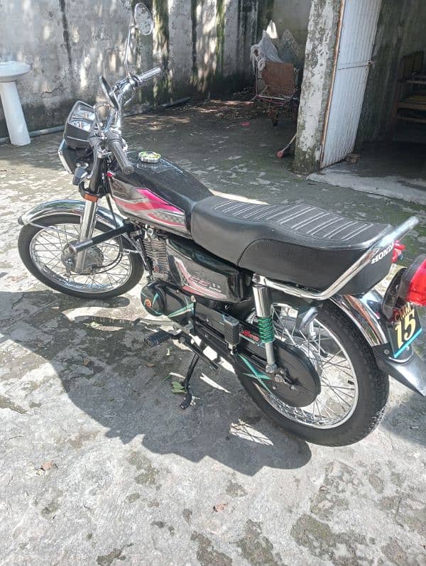 Honda 125 Black Body (Nov-2023) 0