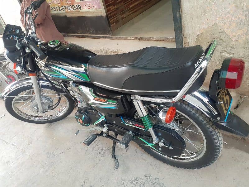 Honda 125 Black Body (Nov-2023) 2