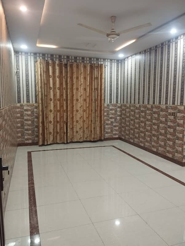 I-8 Almost Brand New One Kanal Upper Portion With Separate Gate For Rent 4