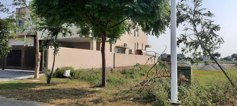 Perfect Deal- 1 Kanal Ideal Plot Available for Sale in DHA Phase 5 G Block | Exclusive 2