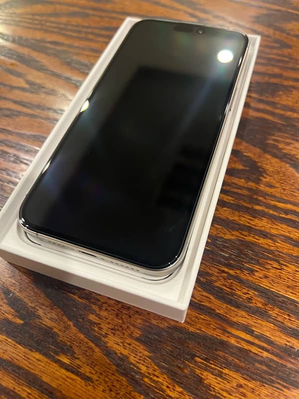 IPhone 15 Pro Max 1 TB 1