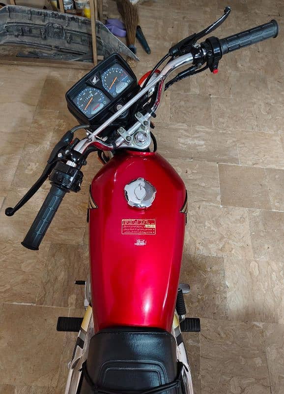 Honda CG-125 Special Edition Self Start 5