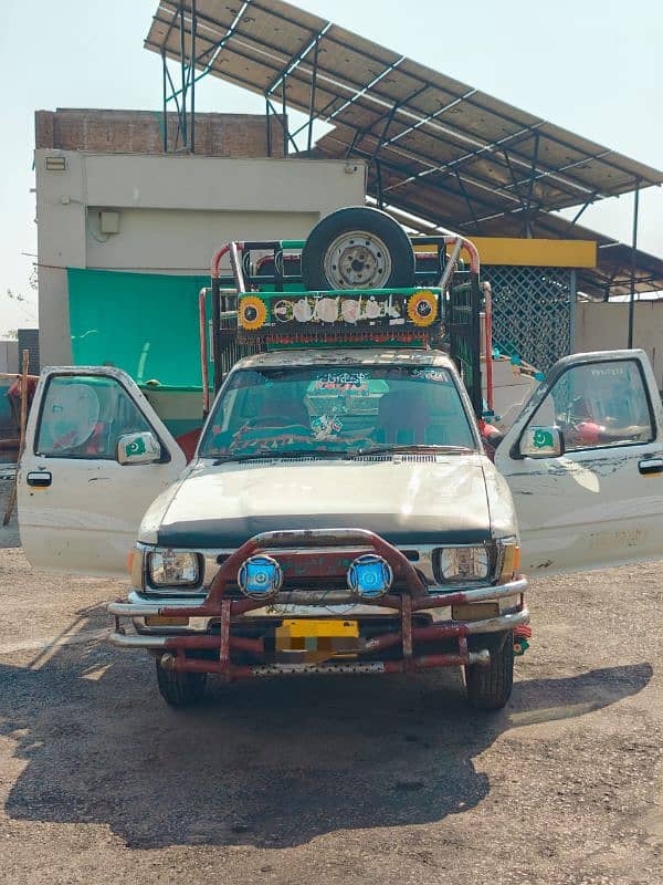 Toyota Hilux single cabin 0