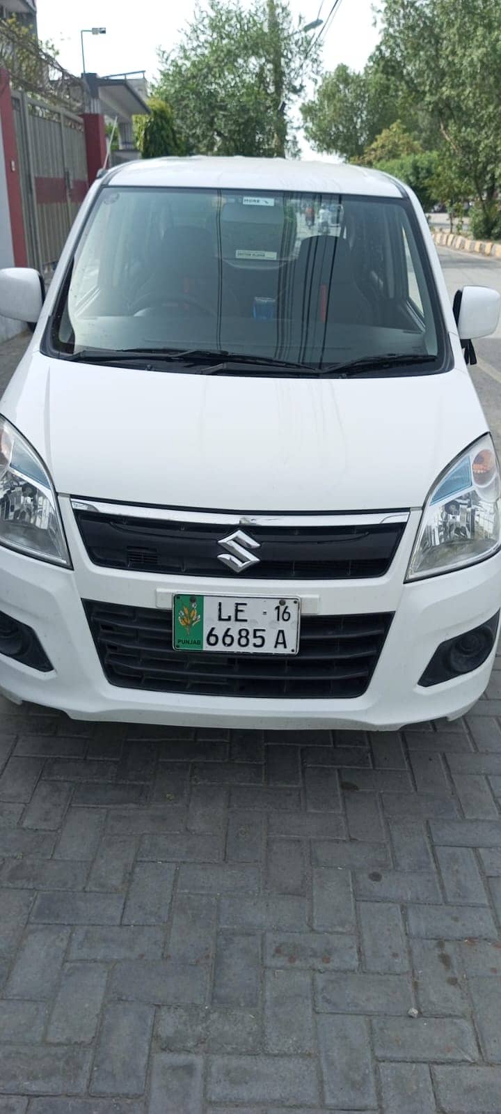 Suzuki Wagon R 2015 3