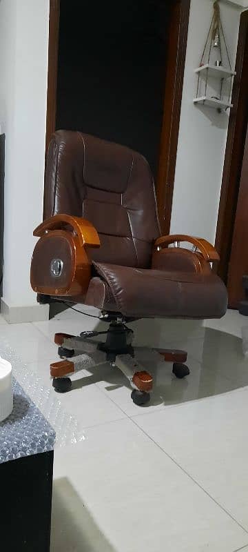 revolving recliner chair 4