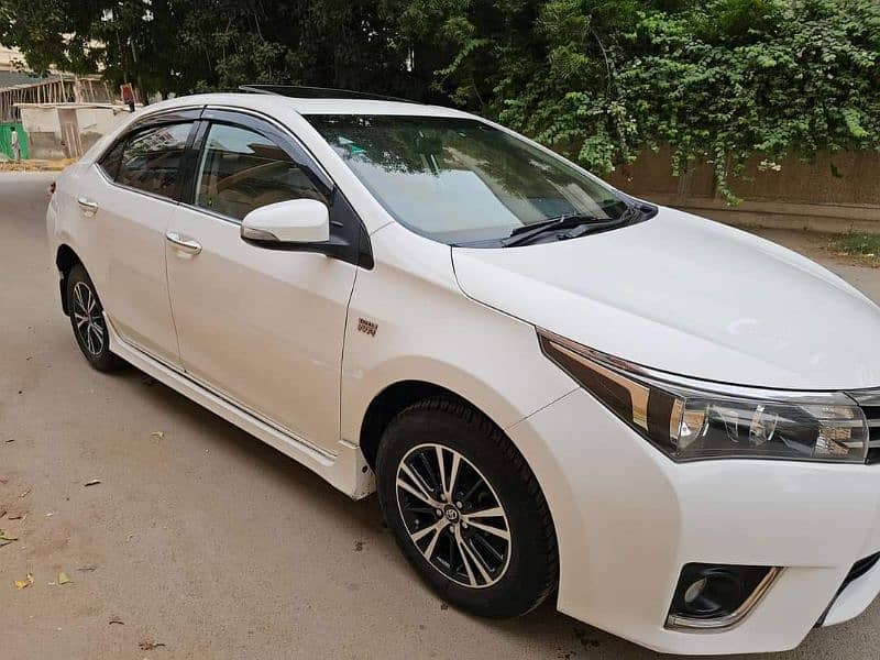 Toyota Corolla grande 2014 3