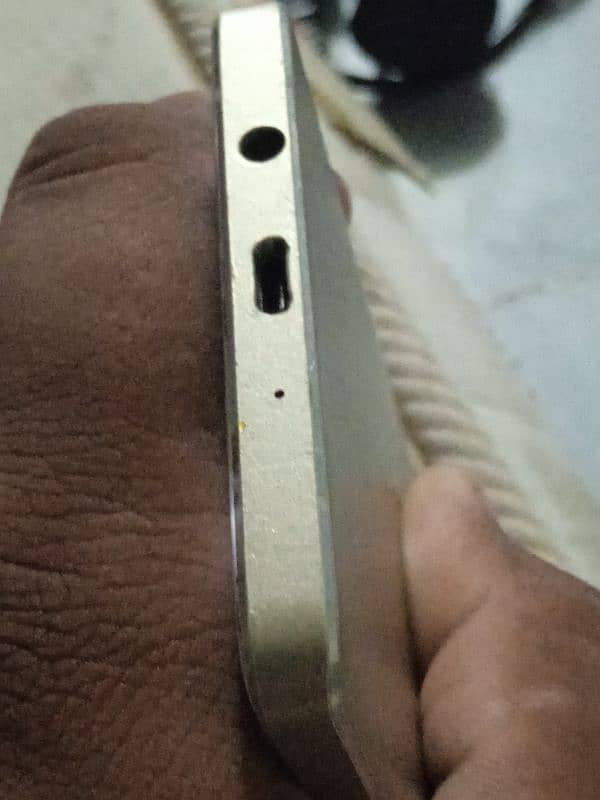 infinix hot 12 10 by 10 condition used  my WhatsApp number 03079436065 4