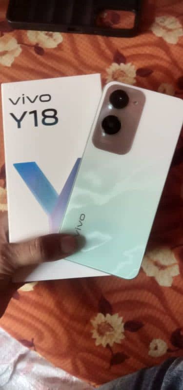 vivo y 18all okay just box open 3day used 10/10 condition 2