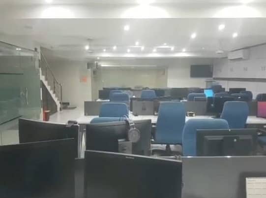 7 Marla Ground + Basment + Mezznine Floor Office For Rent In DHA Phase 2,Block Q, Suitable Location for Marketing Work Lahore. 4