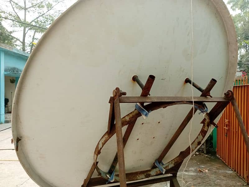 5 feet imported Dish, ARY 76 Apsatar extra signal! offset 5 feet dish 2