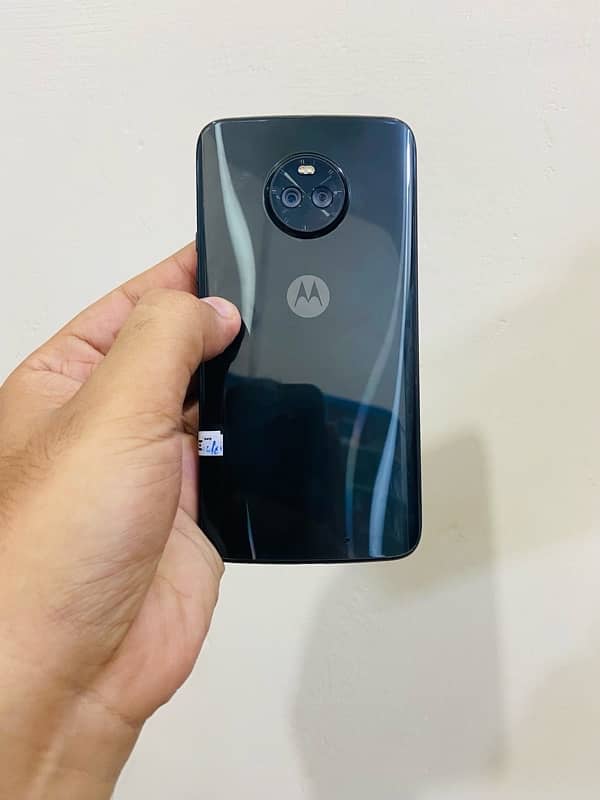 Moto X4 (Approved) 1