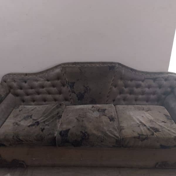 3 Seater Sofa 5