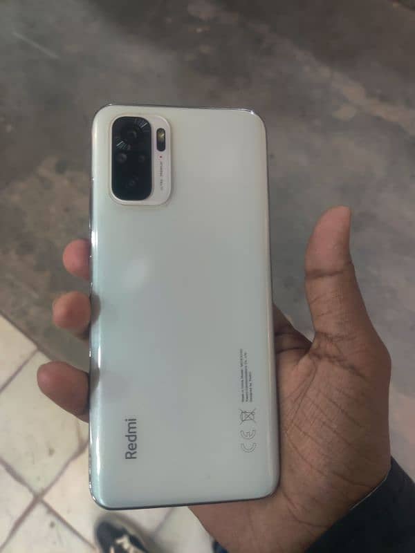 redme Note 10 pebble white 3