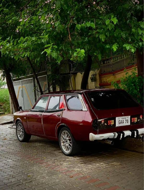 Toyota Mark II 1973 model punjab number exchange possible 0