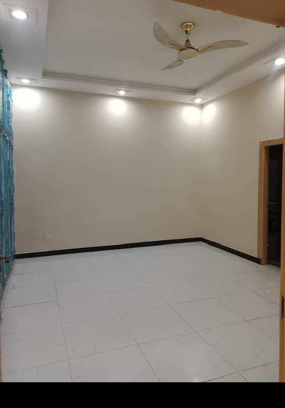 Double story big house rent In Bilal Town near vmall 0