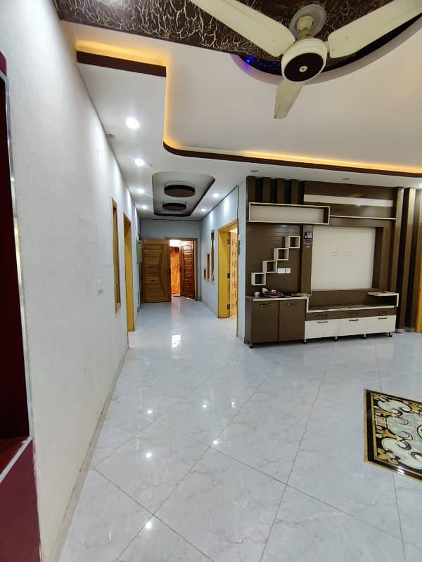 Upper portion for rent in G15 size 12 Marla water gas electricity All facilities near to markaz masjid park mini market Best Location Five options available 1