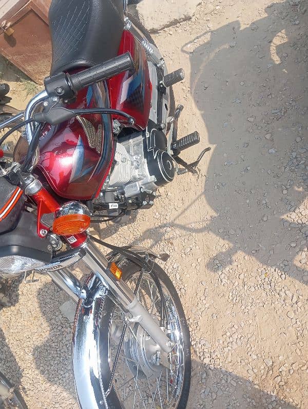 honda 2023/24 modal one hand used 4000 kilo metar used 2