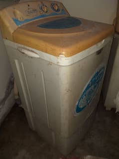 Washing machine single tub.