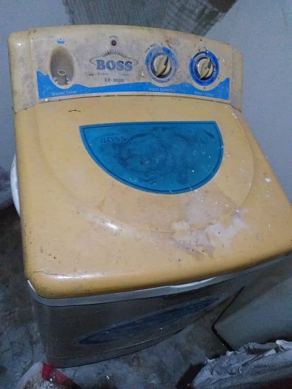 Washing machine single tub. 3