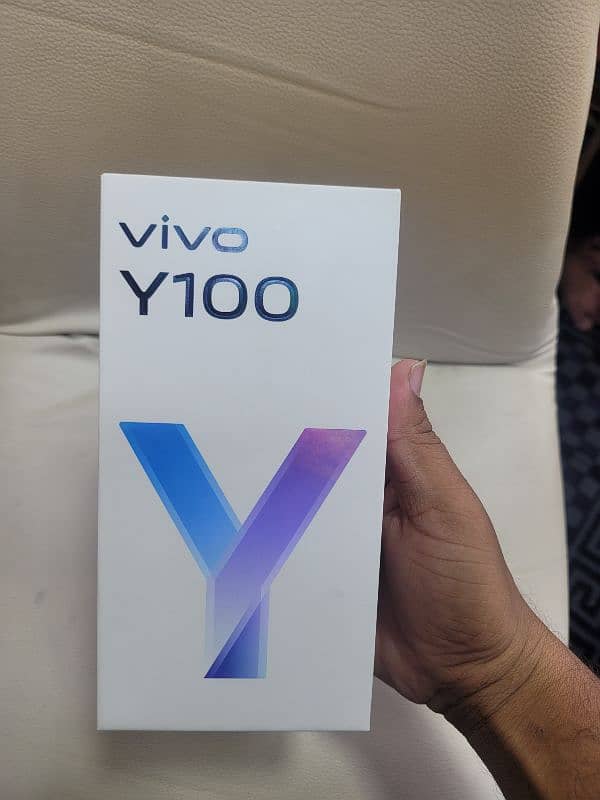 vivo y100 256 gb complete. box complete warranty 1