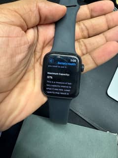 Apple Watch SE 2nd generation 44 MM