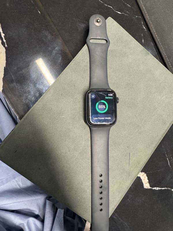 Apple Watch SE 2nd generation 3