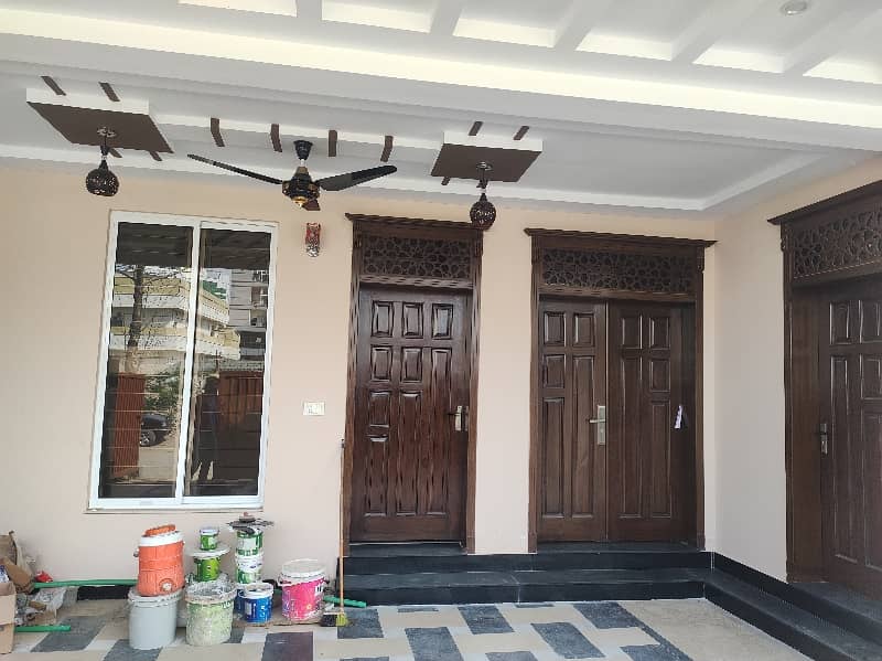 Ground Portion For Rent in G15 size 12 Marla Corner house separate gas & electricity meters separate gate Near to mini market Markaz masjid park Best location More Five options available 1