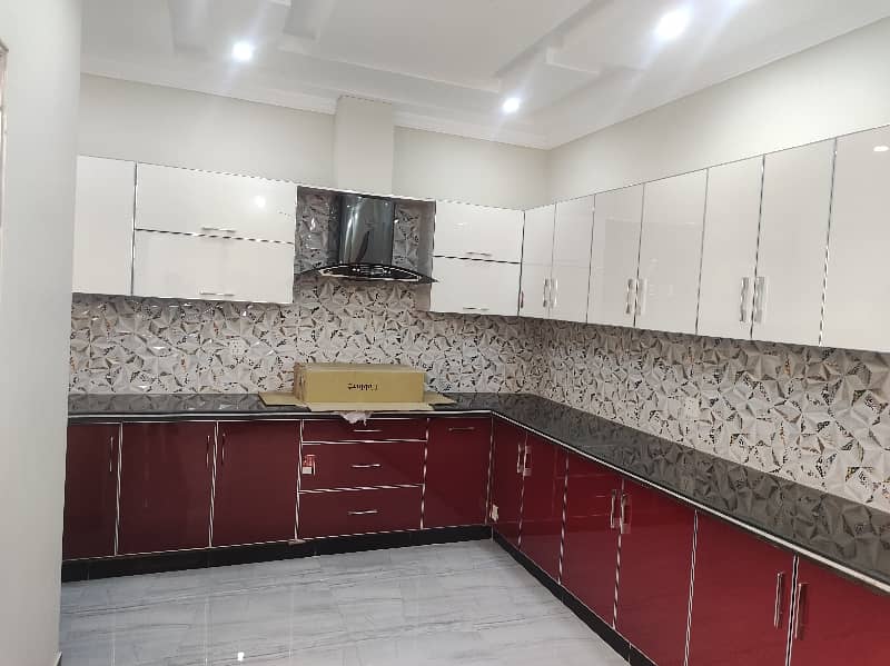 Ground Portion For Rent in G15 size 12 Marla Corner house separate gas & electricity meters separate gate Near to mini market Markaz masjid park Best location More Five options available 22