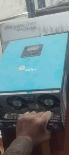 Tesla solr inverter