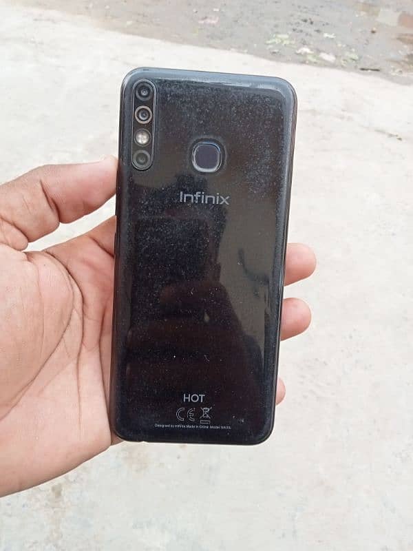 Infinix hot 8 ram 4 64 1