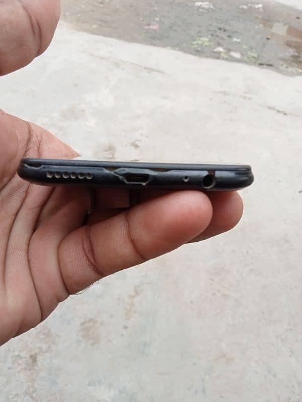 Infinix hot 8 ram 4 64 6