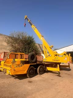 Awan crane rental services 25 TONS, 50 TONS & 100 TONS.