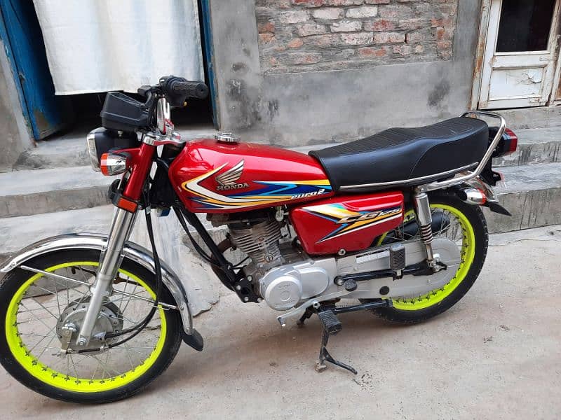 Honda CG 125 2016 model 2