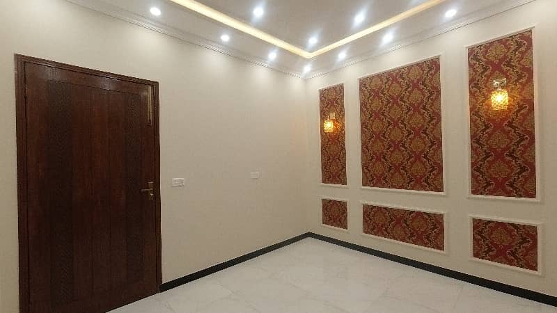 Ideally Located House Of 787 Square Feet Is Available For Sale In Lahore 11