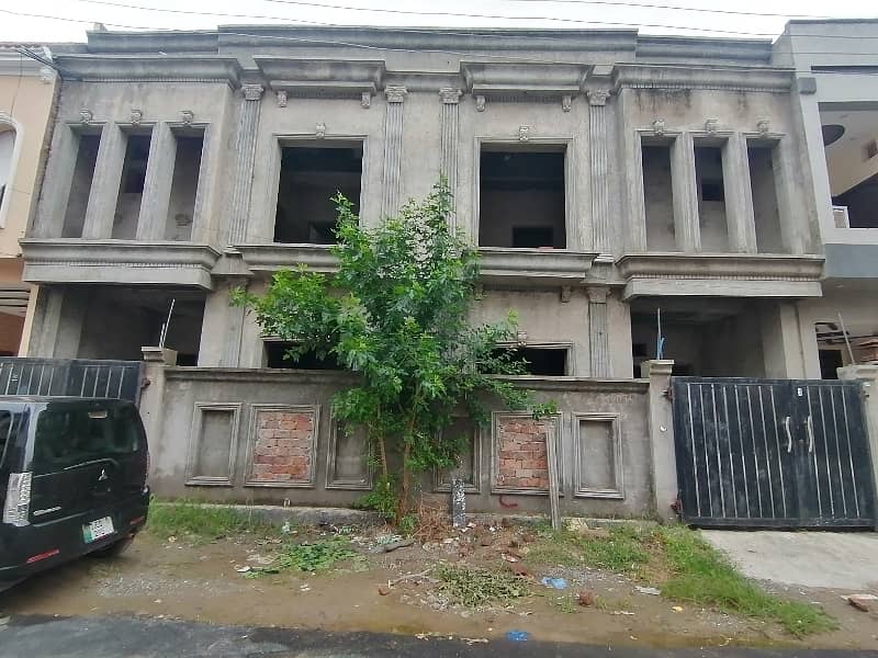 Grey Structure 800 Square Feet House Available In Bismillah Housing Scheme - Block C For Sale 0