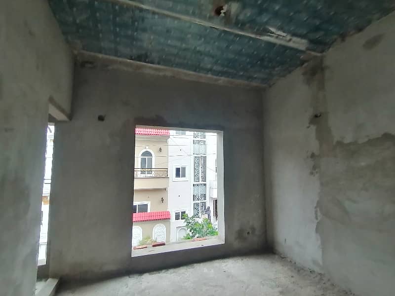 Grey Structure 800 Square Feet House Available In Bismillah Housing Scheme - Block C For Sale 17