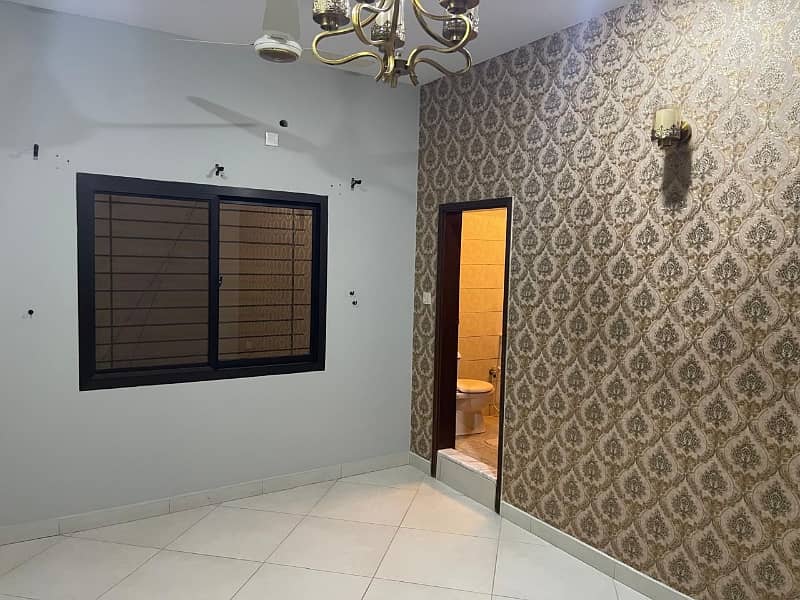 3 BED DD AVAILABLE FOR RENT MAIN TARIQ ROAD 1