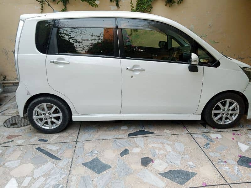 Daihatsu Move 2013 5