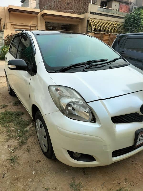 Toyota Vitz 2010 5