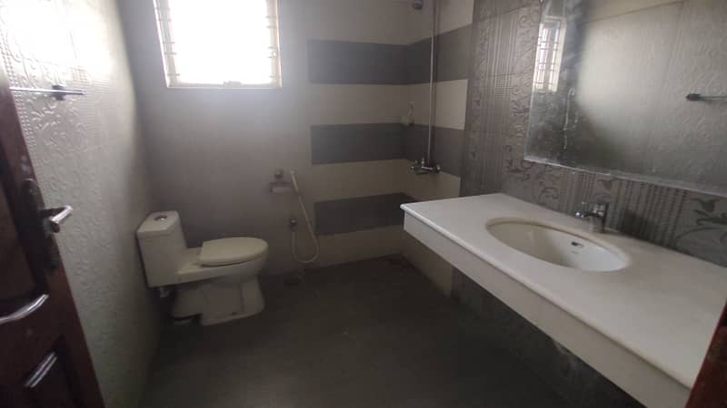 1 Kanal Upper Portion Available For Rent In HBFC 7