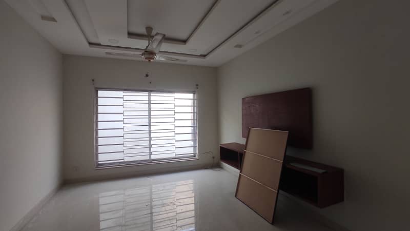 1 Kanal Upper Portion Available For Rent In HBFC 13